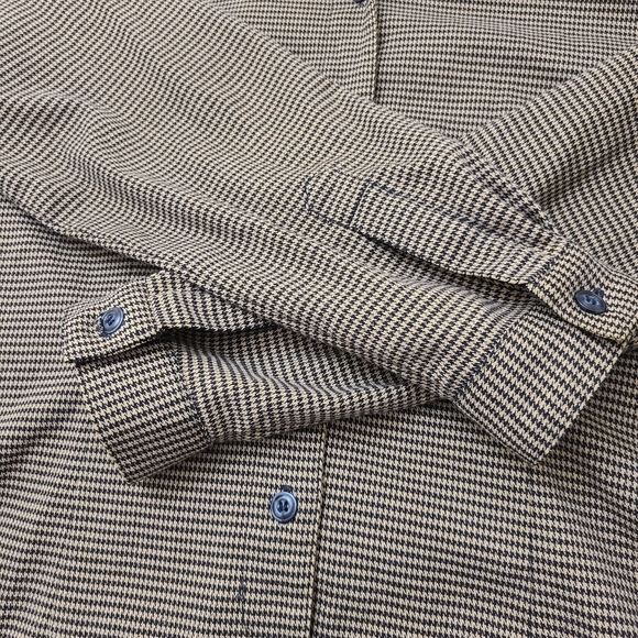 VILLAGER vintage houndstooth button-down long sleeve shirt, Sz L (Ptp 21.5") - Picture 6 of 8